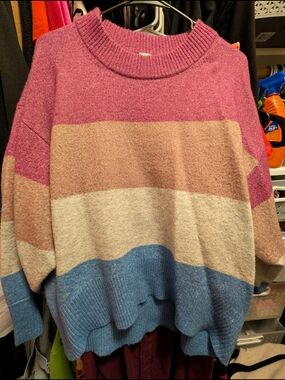 a new day Striped Crewneck Sweater - M